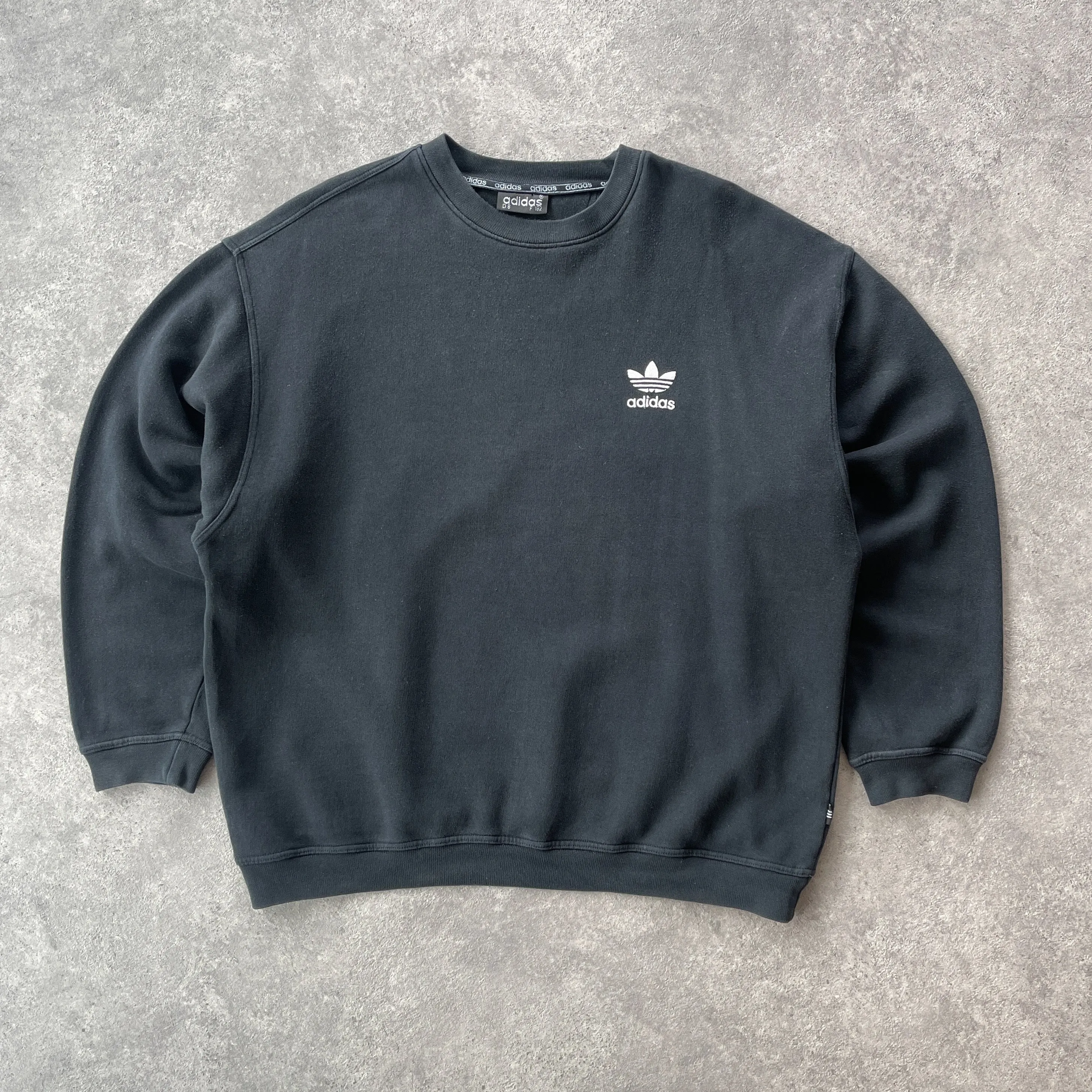 Adidas 1990s heavyweight embroidered sweatshirt (L)