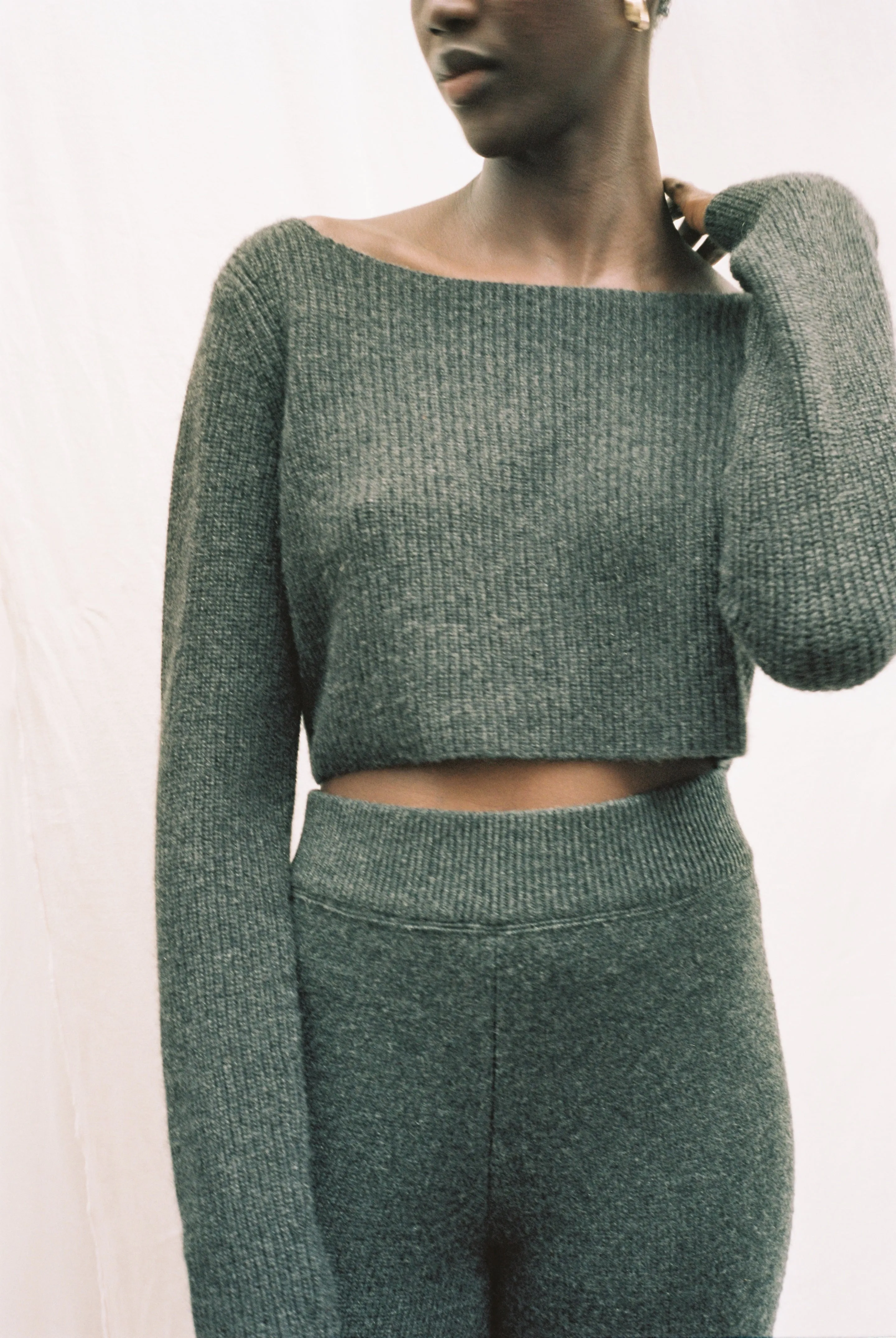 CANNES cashmere cropped sweater