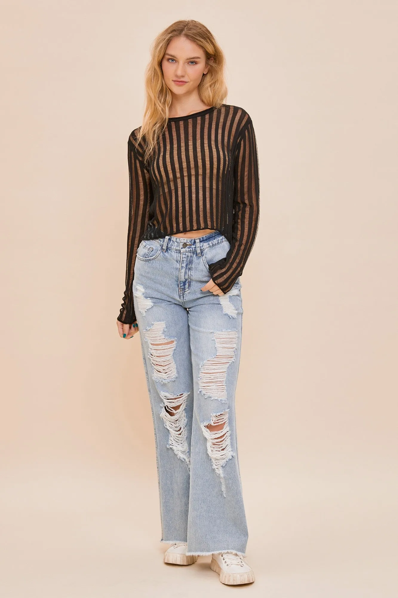 DISTRESSED CROP KNIT TOP