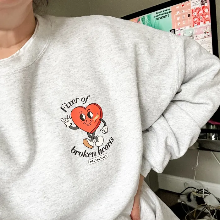 FIXER OF BROKEN HEARTS RETRO SWEATSHIRT