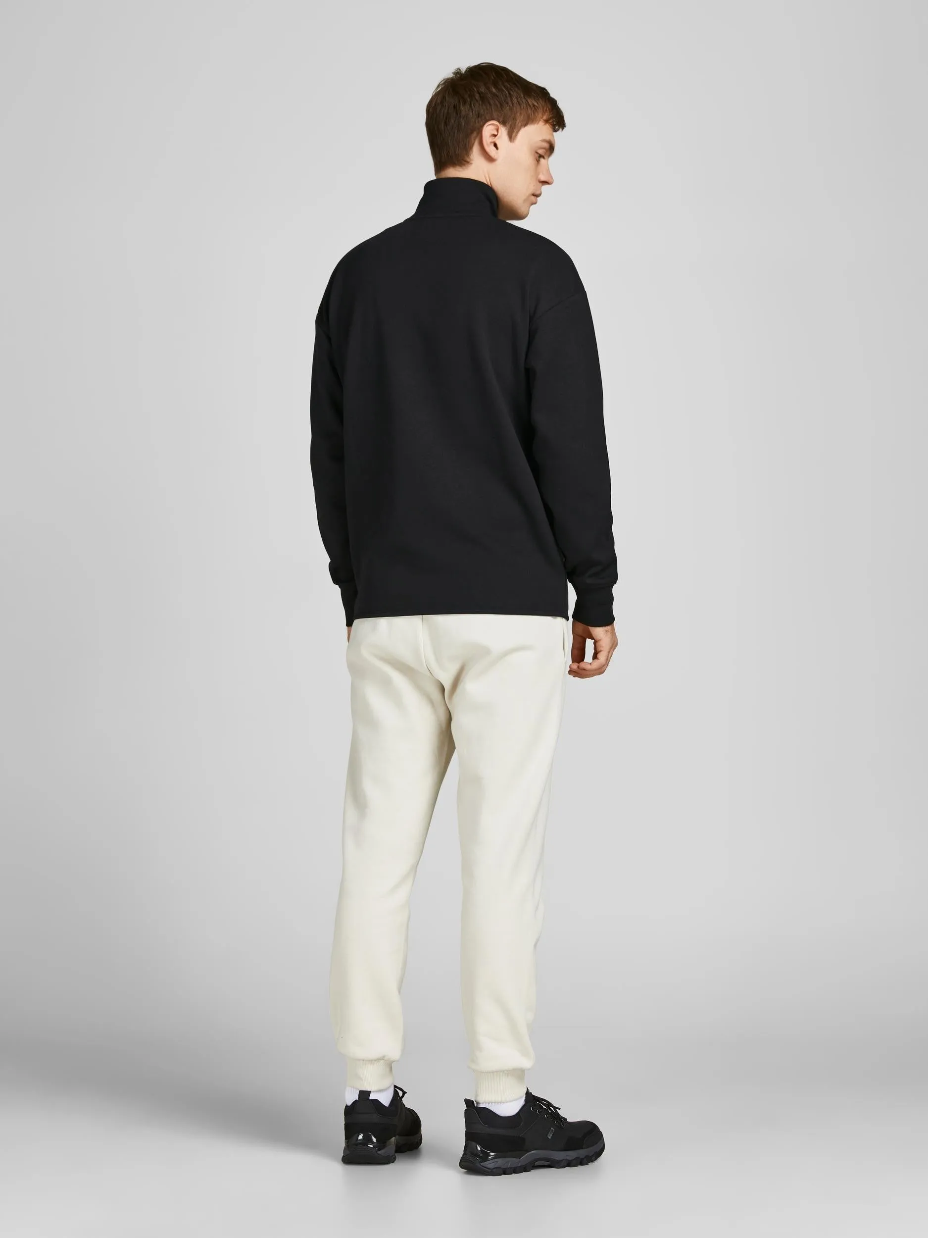 Jack & Jones JCOAIR Half-Zip Sweatshirt -BLACK